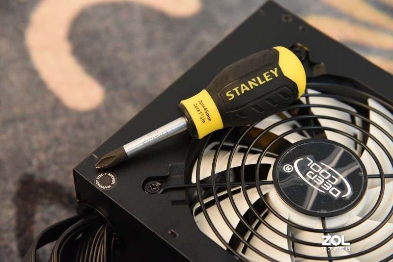 升级了显卡也要把电源升级一下啊---九州风神DQ750ST金牌电源入手升级记