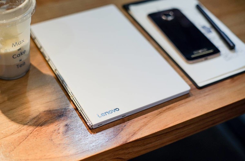 随时随地，随身携带的创意本：Yoga Book