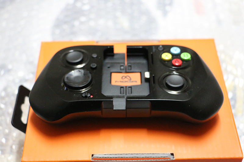 【MOGA ACE游戏手柄试用】开箱与iPhone5完美结合