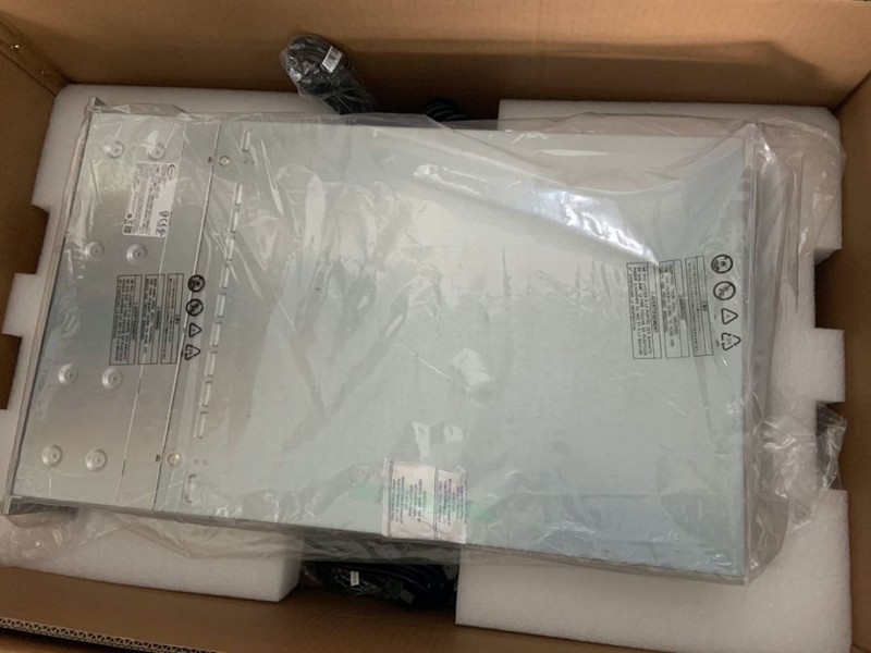 测评 | 矩池云上架 RTX 2080 Ti 八卡机开箱