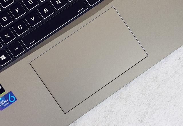 雷神911M野王游戏本全面评测!10代标压、GTX1650Ti