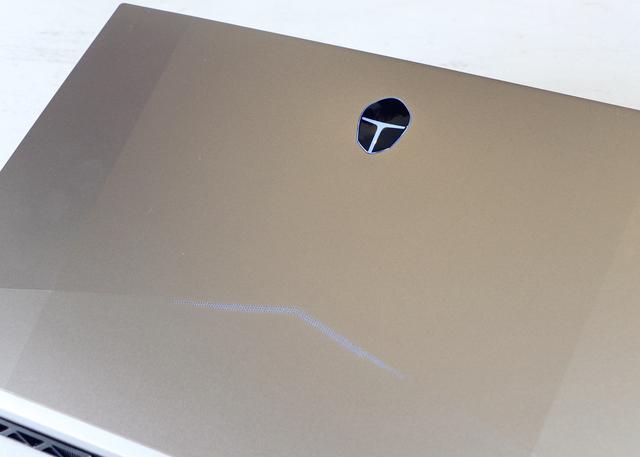 雷神911M野王游戏本全面评测!10代标压、GTX1650Ti