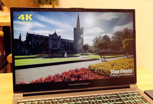 雷神911M野王游戏本全面评测!10代标压、GTX1650Ti