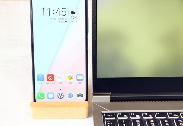 雷神911M野王游戏本全面评测!10代标压、GTX1650Ti