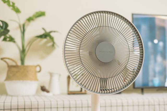 你见过没有线的家用电风扇吗？进来看看