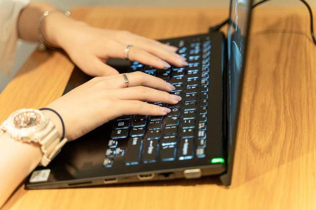 轻薄如翼性能强，VAIO SX14笔记本电脑体验