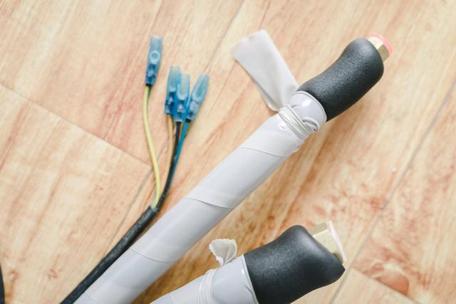 平均一天2块7的空调和一天1块的有多大差距?那看你在房间呆多久吧