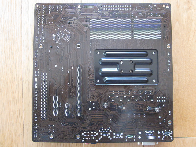 出自用升级下来的，华擎 FM2A85X Extreme4-M，成色九成新！300包邮不刀！