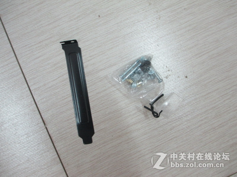 【金河田21+预见N-6试用】低价高质侧透机箱之开箱测试