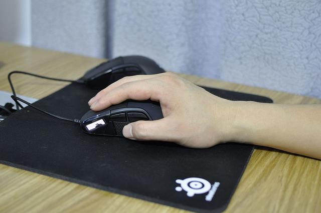超级玩家的逼格之大手作，赛睿RIVAL710鼠标评测