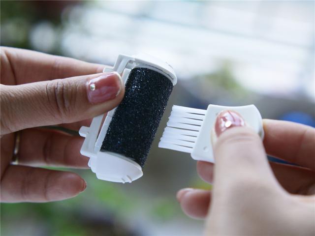 DOCO电动修足器修护足部死皮老茧更省力