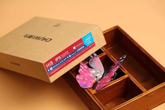 Win10双系统的魅力——驰为Hi8简测