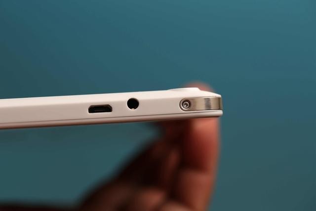 Win10双系统的魅力——驰为Hi8简测