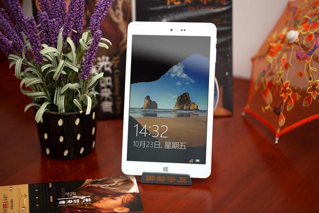 Win10双系统的魅力——驰为Hi8简测