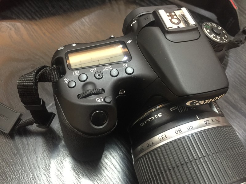 基友土豪 心血来潮 入了70D开箱 450D已甩一边