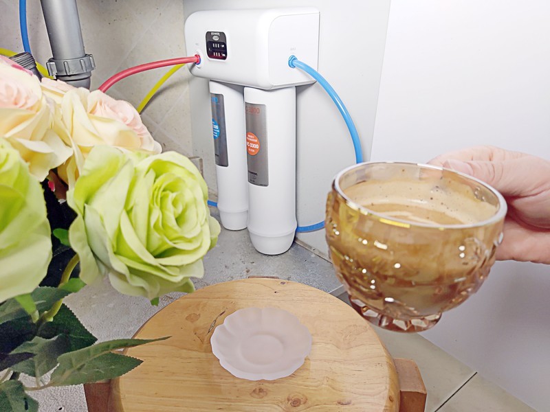 美国怡口EUF202-2型直饮净水机，好净水造就舌尖上的好好美味 I 视频