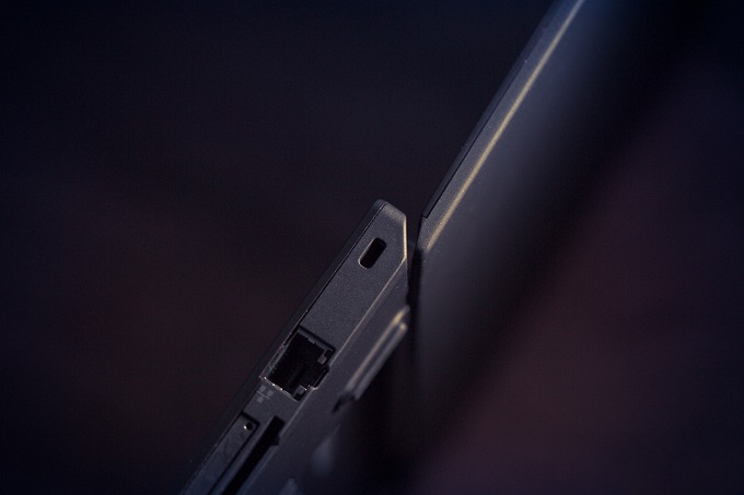 全天办公不插电，ThinkPad X240图赏