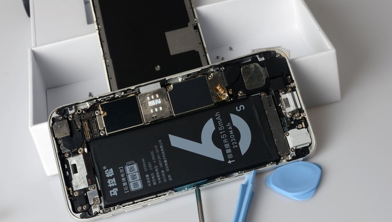 本以为只能报废的iPhone6s 换个电池是不是还能再战三年？