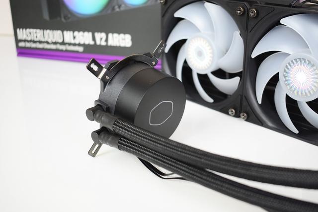 599元的360水冷不香么？酷冷至尊冰神B360 CPU水冷散热器 评测