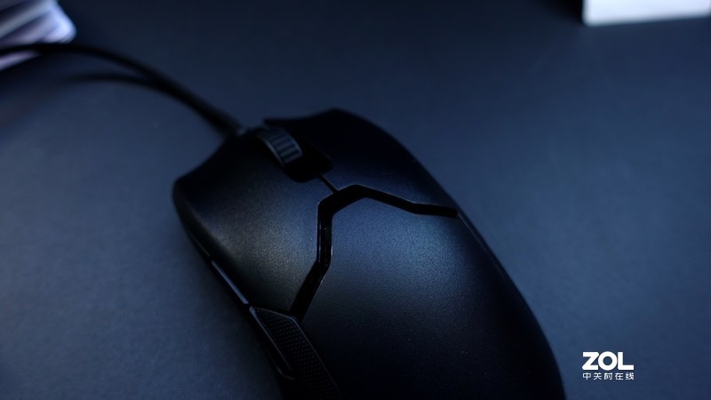 轻而不飘——Razer Viper毒蝰电竞鼠标详细体验
