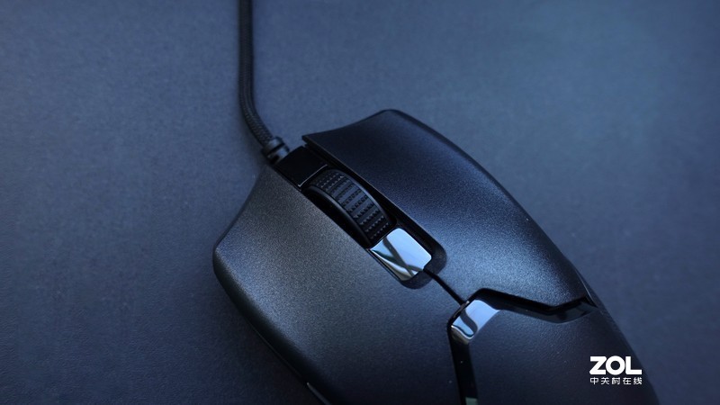 轻而不飘——Razer Viper毒蝰电竞鼠标详细体验