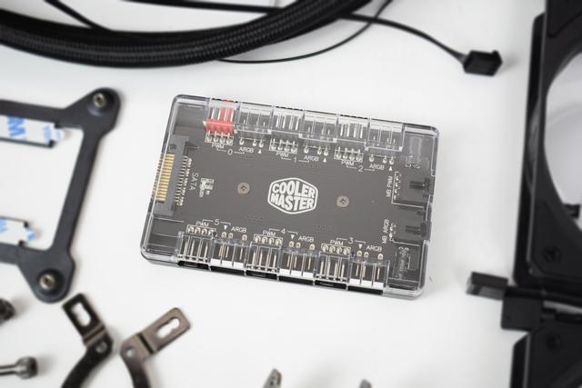 599元的360水冷不香么？酷冷至尊冰神B360 CPU水冷散热器 评测