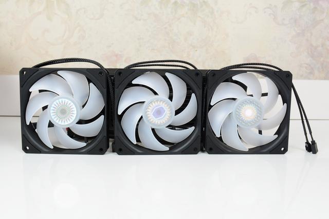 599元的360水冷不香么？酷冷至尊冰神B360 CPU水冷散热器 评测