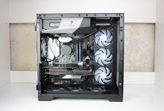 599元的360水冷不香么？酷冷至尊冰神B360 CPU水冷散热器 评测