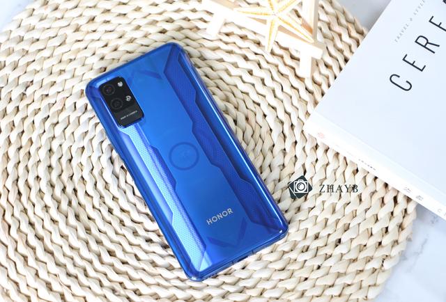 华为play4tPro,华为play4tpro手机壳 荣耀play4pro评测麒麟990重器旗舰级5g手机普及者