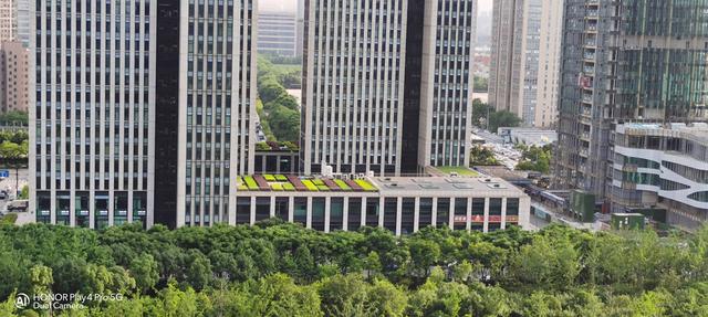 荣耀Play4 Pro评测！麒麟990重器、“旗舰级”5G手机普及者