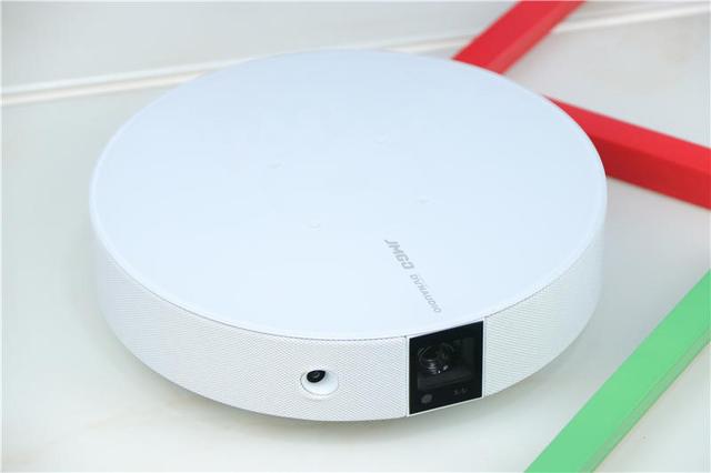 坚果发布全新G9投影，配置进口音响800流明，首发仅2799元