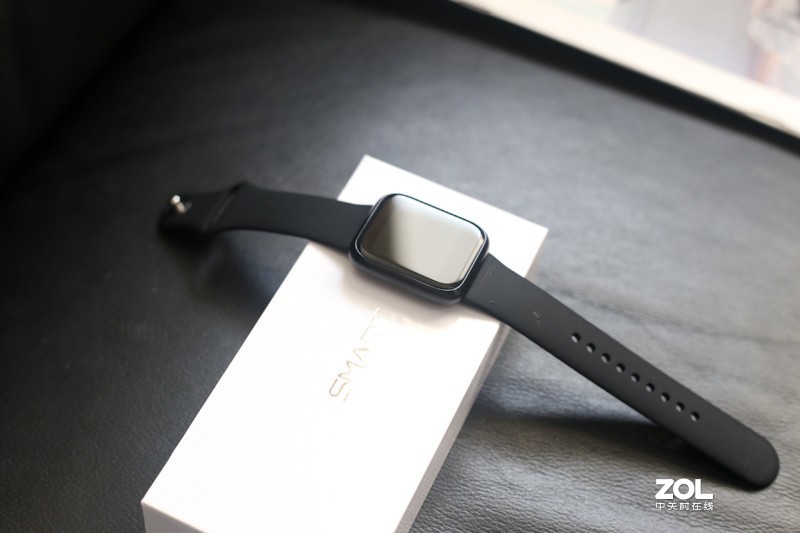 百元就能买到的omthing简悦智能手表