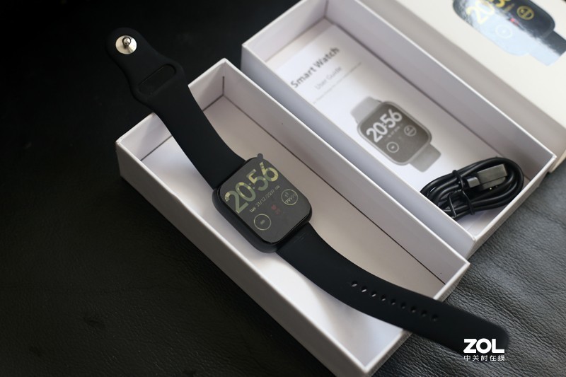 百元就能买到的omthing简悦智能手表