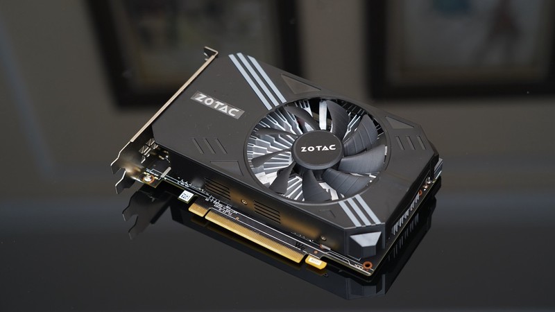 将捡垃圾进行到底，700元打造的电脑主机，还能流畅吃鸡