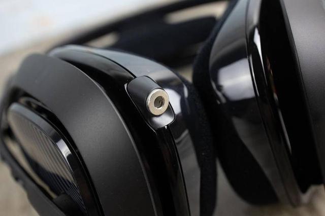 罗技Astro A40游戏耳机：时隔两年还是很能打！