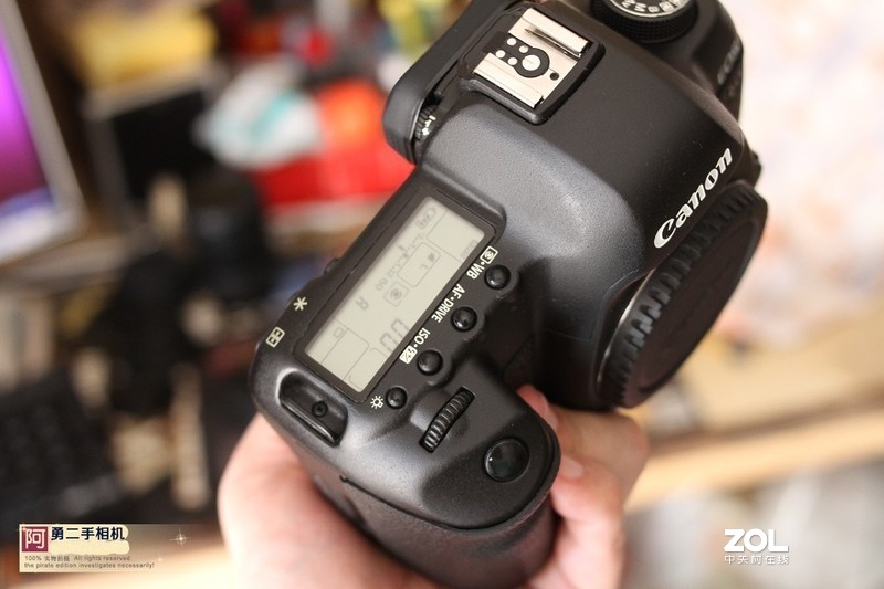 已卖掉.5日 佳能5D2 翻新机 价1990