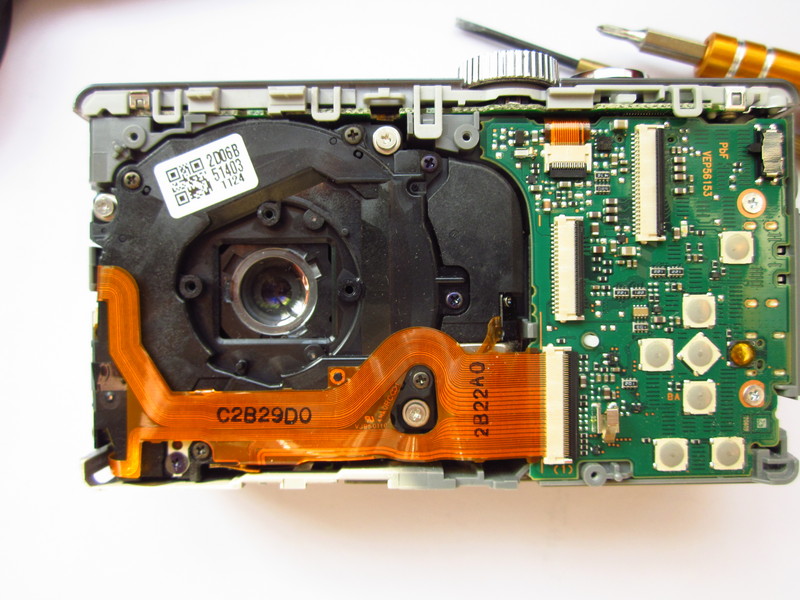 松下ZS10拆机，CCD除灰体验。与大家共享。