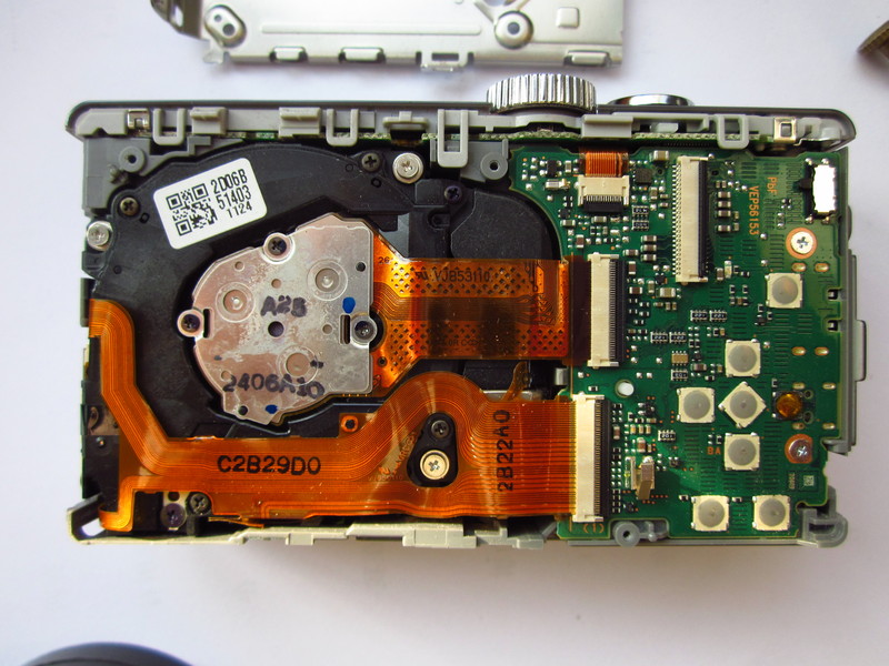 松下ZS10拆机，CCD除灰体验。与大家共享。