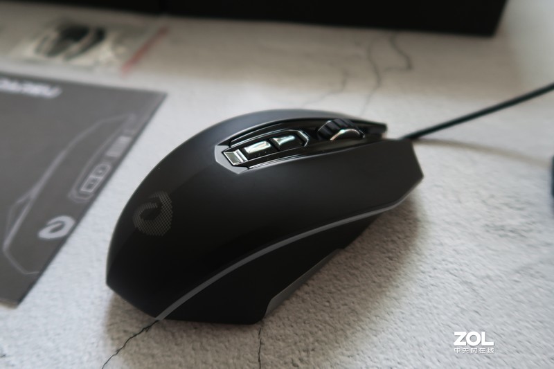 让达尔优EM925Pro游戏鼠标助你一臂之力
