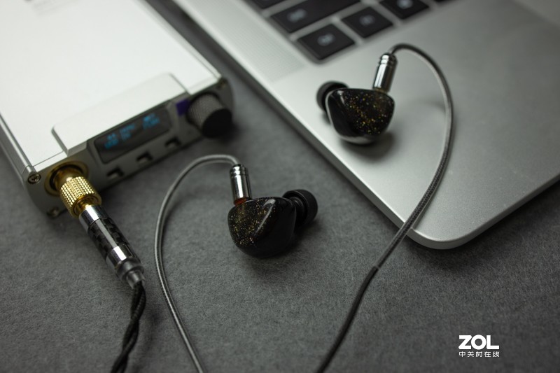 这是条值得回味的耳机，简评1圈1铁的森韵FORM1.1