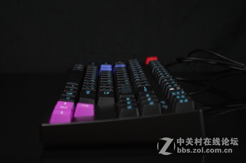 准系统袭来 买个G.S-57 配合立人Mr.UNC