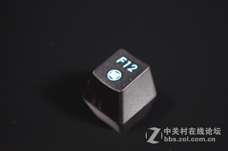 准系统袭来 买个G.S-57 配合立人Mr.UNC