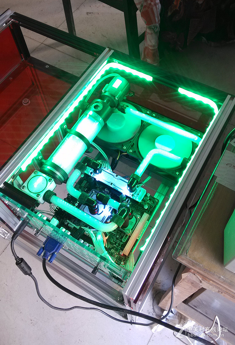 简单打造HTPC迷你机桌/桌机/桌箱一体