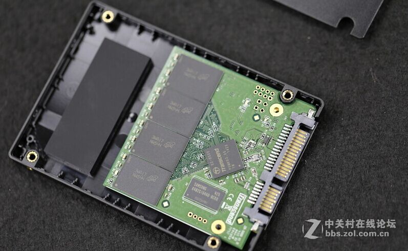 # OCZ Vector 180系列SSD全网首发试用# 精致做工超乎想象！（1.拆.解图赏）