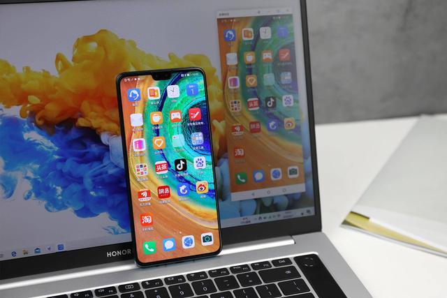 并不是只有MBP才算得上生产力工具，荣耀 MagicBook Pro 也是