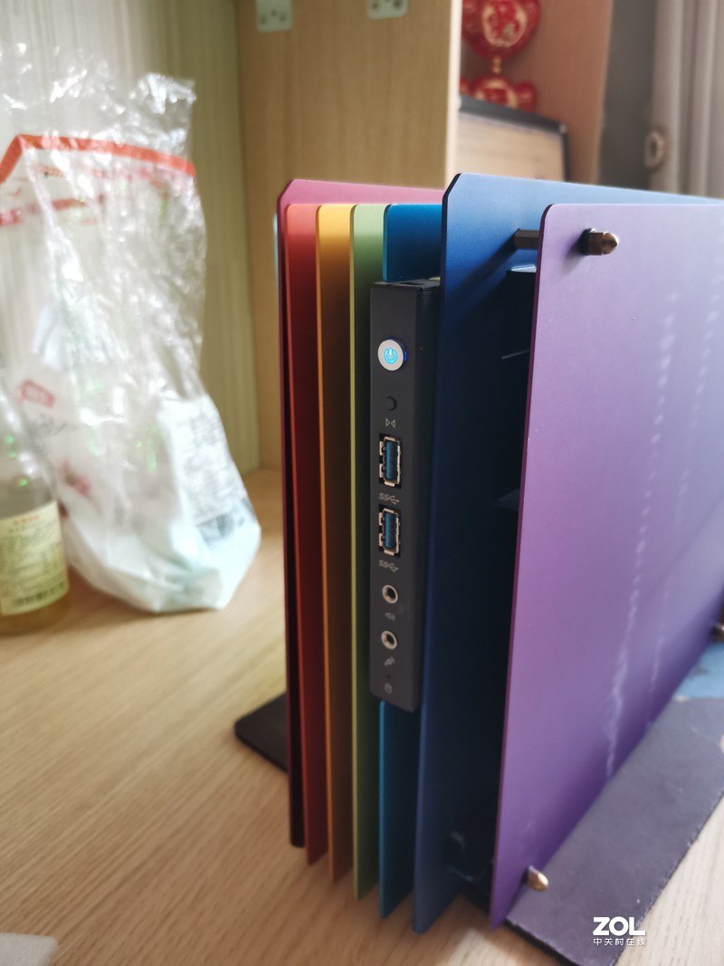 迎广H-FRAME mini 彩虹版装机 大神帮我看看内存频率为啥是2133