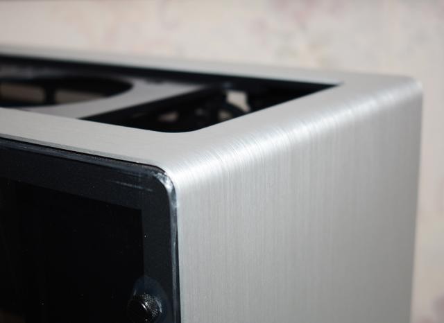 OMG！我的显卡终于站起来了！乔思伯U5S机箱 装机体验