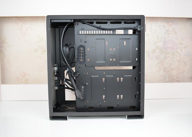 OMG！我的显卡终于站起来了！乔思伯U5S机箱 装机体验