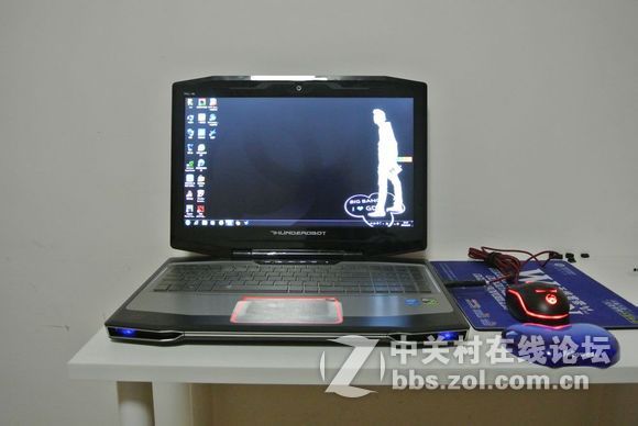 给911加两个小眼睛，将作死进行到底~