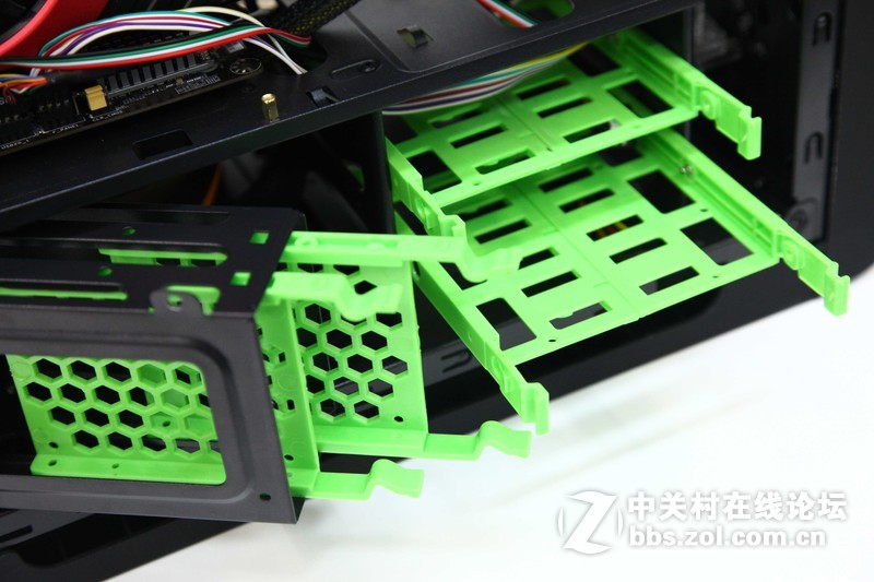 【灯控最爱】GTX960JetStream+碳立方+海魔120=光影魔术手，温度噪音大考验！！